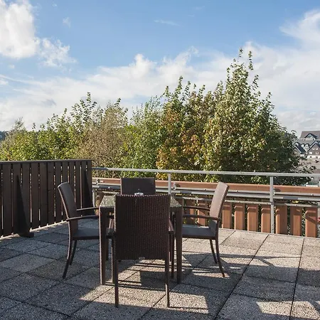 Appartement Welcome In - Met Balkon En Fantastisch Uitzicht, Incl Fiets-&skiberging Winterberg